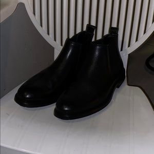 Zara Black Leather Chelsea boots for Men
